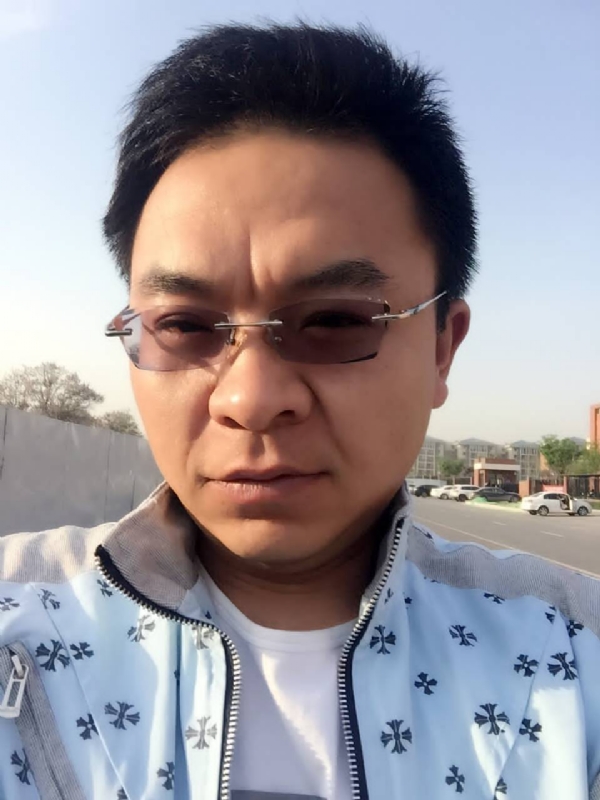 执着的等待的第一张照片--华安交友网