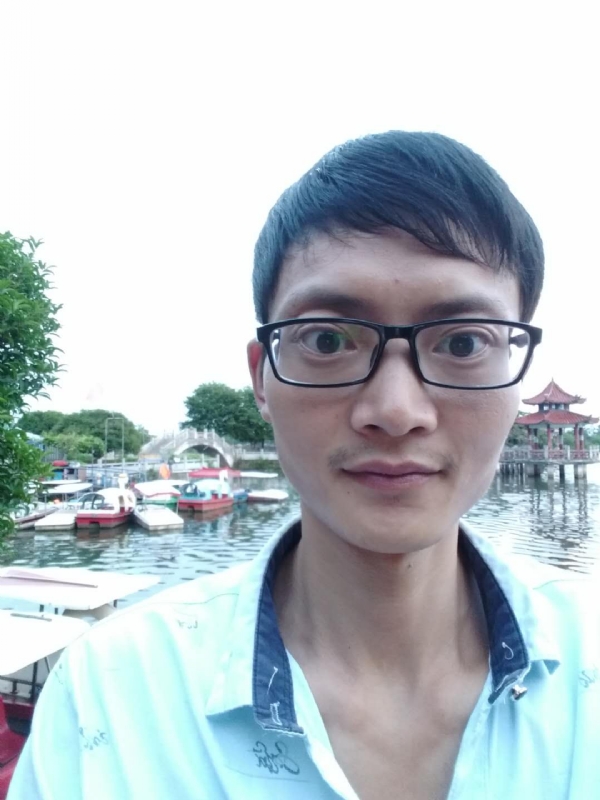 超越梦想的第一张照片--华安交友网