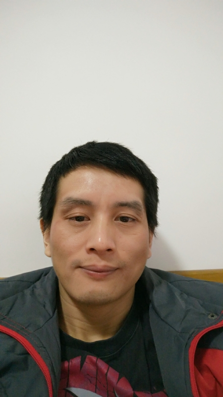 亲昵少年的第一张照片--华安交友网