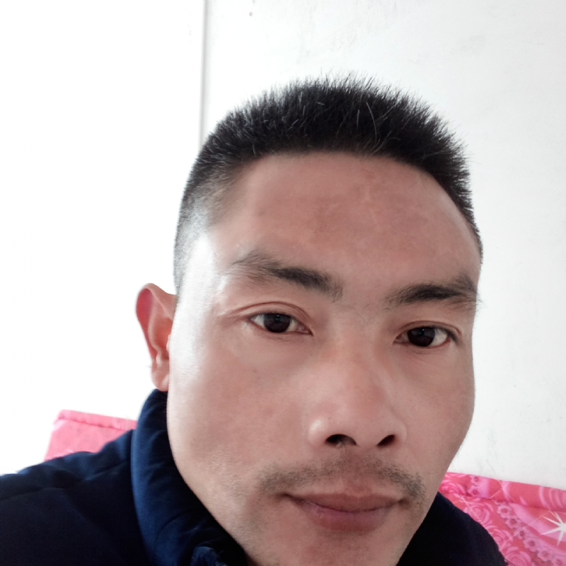 栋栋的第一张照片--华安交友网