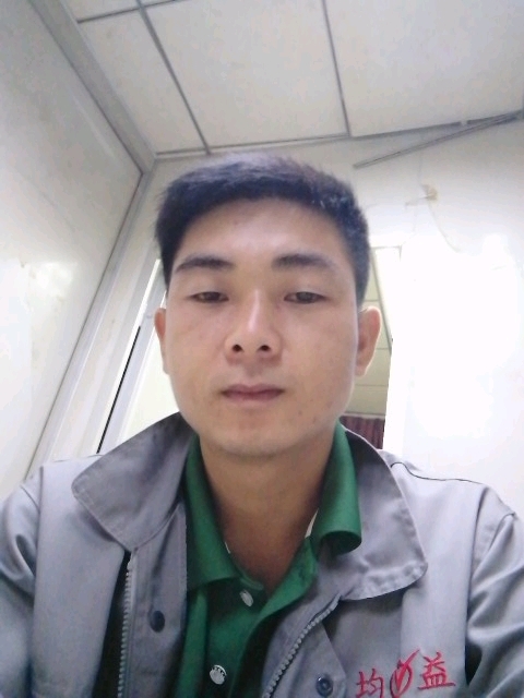 枫叶的第一张照片--华安交友网