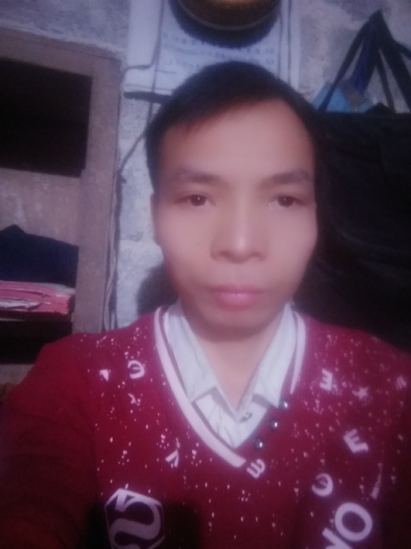 笑看人生百态的第一张照片--华安交友网