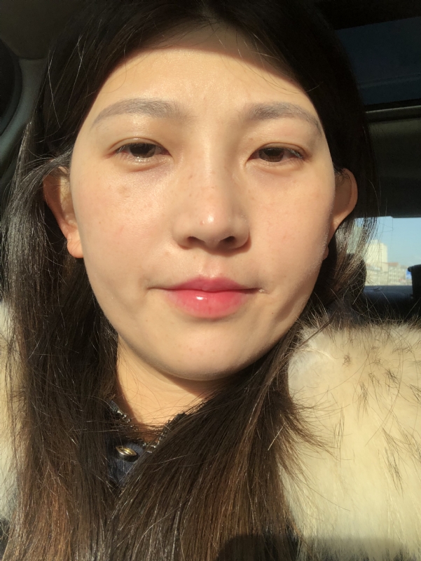 轻闭双眼的第一张照片--华安交友网