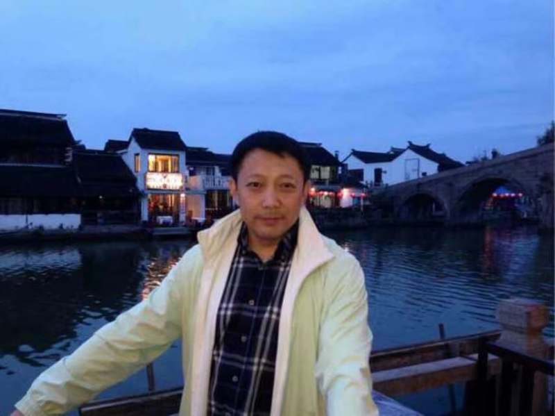 巧克力绅士的第六张照片--华安交友网