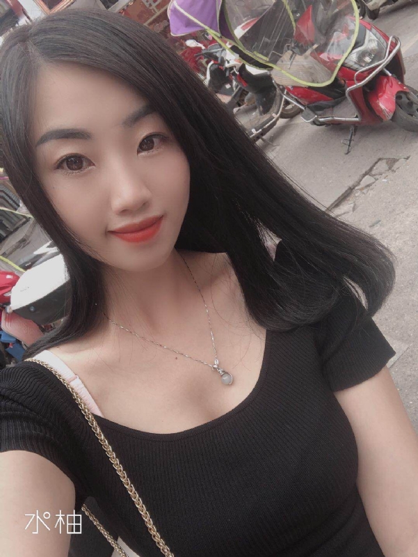 响的第一张照片--华安交友网