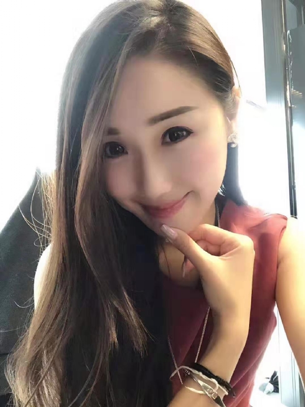 彩蝶的第一张照片--华安交友网