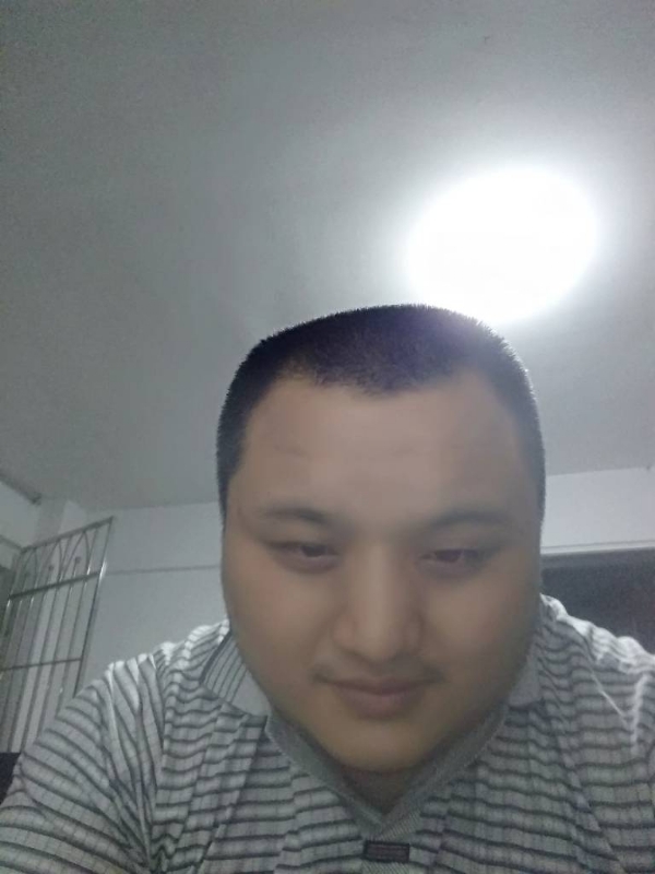 我在机场等艘船的第一张照片--华安交友网