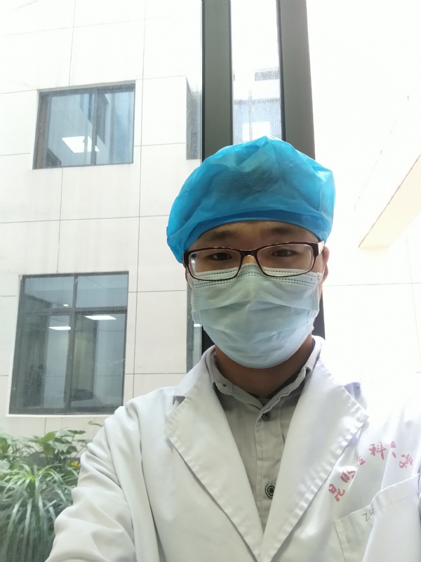口腔小医生的第一张照片--华安交友网