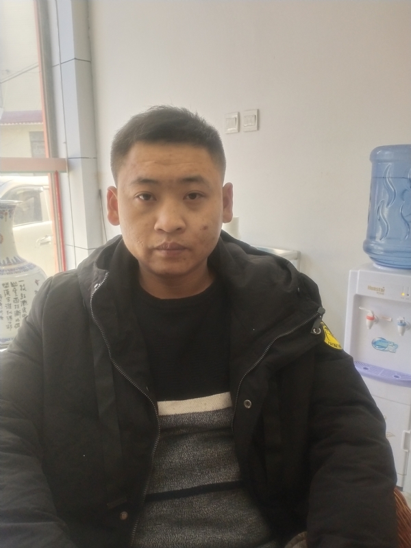 瞿波的第一张照片--华安交友网