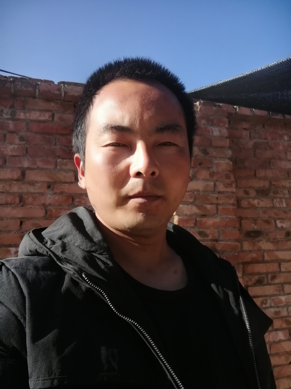 流年寂寞了谁的容颜的第一张照片--华安交友网