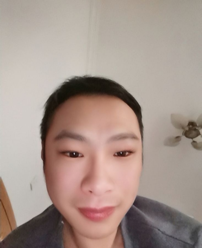 陈峰的第一张照片--华安交友网