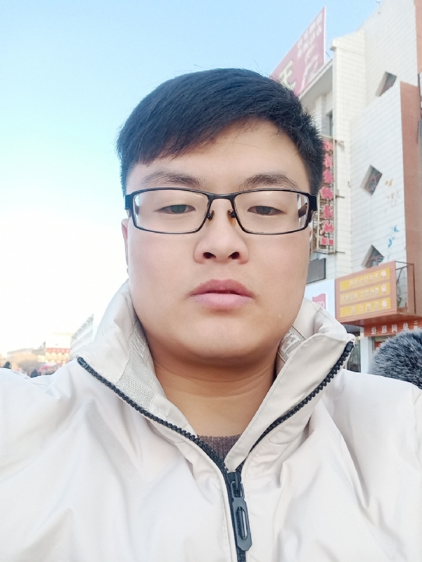 执子之手与子偕老的第一张照片--华安交友网