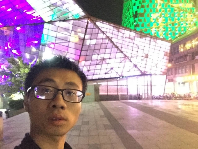 程生的第一张照片--华安交友网