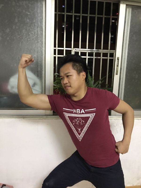 彭宏谊的第一张照片--华安交友网