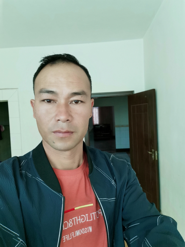昊宇的第一张照片--华安交友网