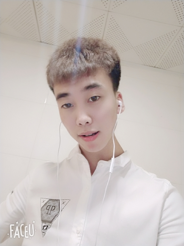 晚枫的第二张照片--华安交友网