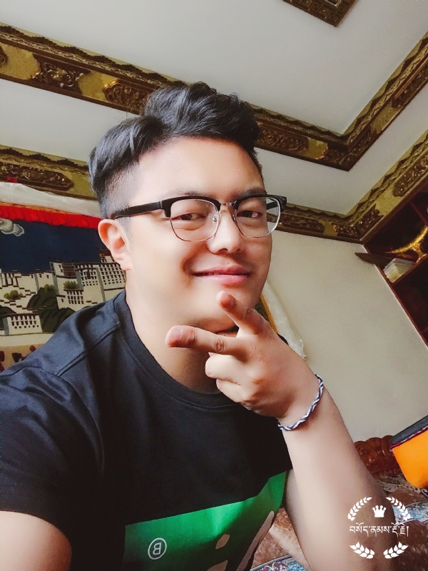 橙男的第四张照片--华安交友网