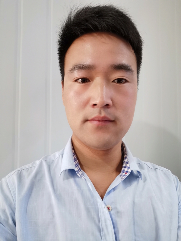 诗和远方的第一张照片--华安交友网