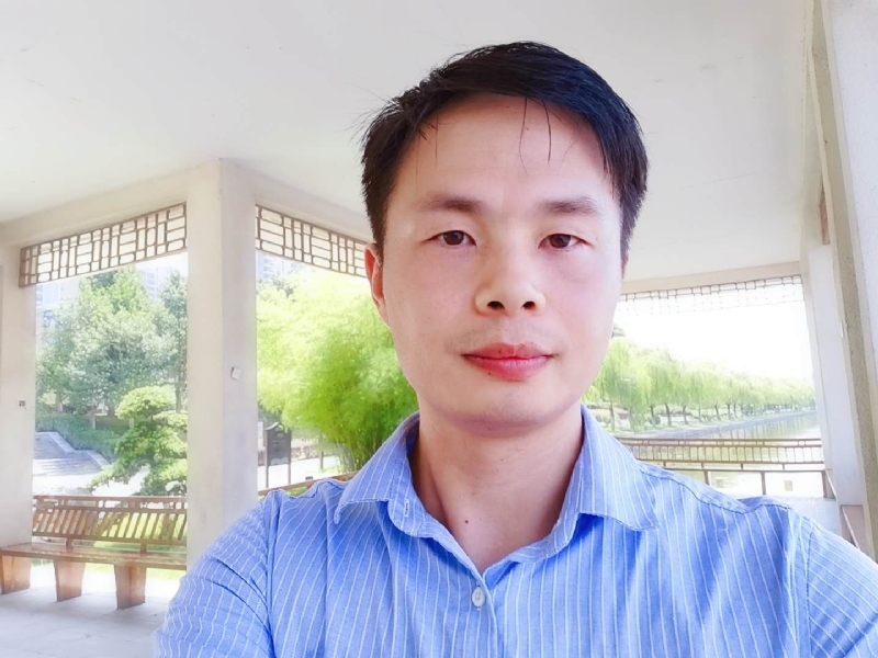 小艾同学的第一张照片--华安交友网