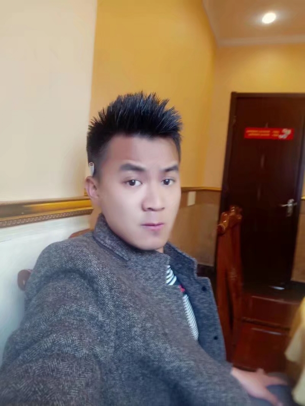 只为等你的第三张照片--华安交友网
