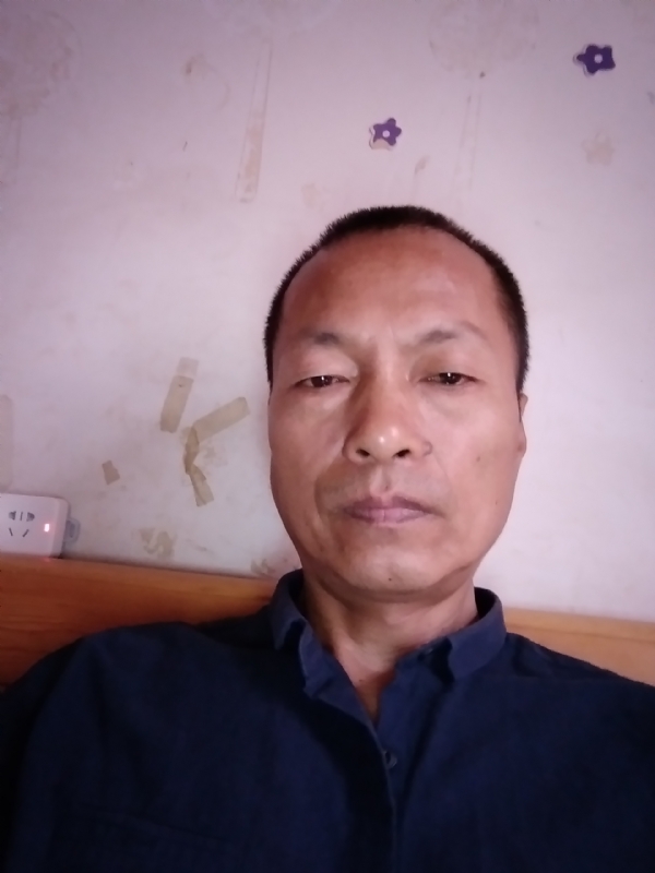 云逸的第一张照片--华安交友网