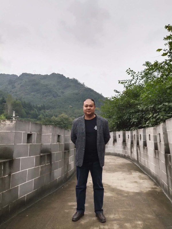玉竹的第一张照片--华安交友网