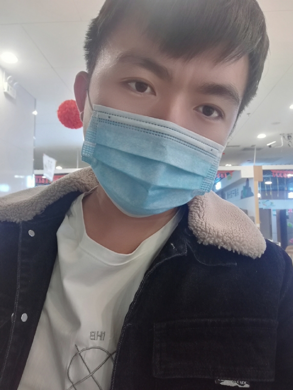 未来可期的我的第三张照片--华安交友网