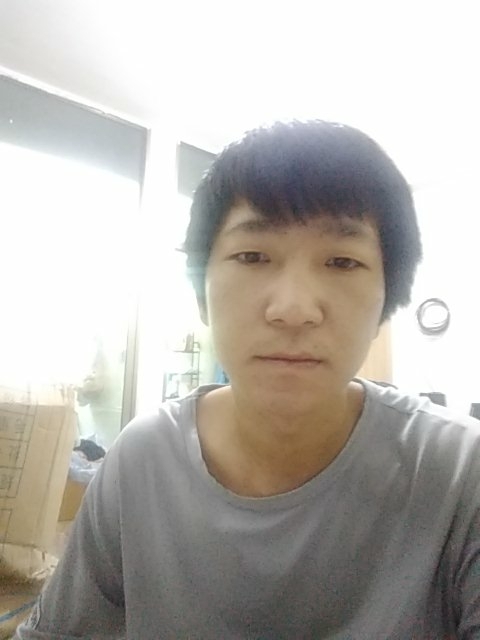 单身的第三张照片--华安交友网