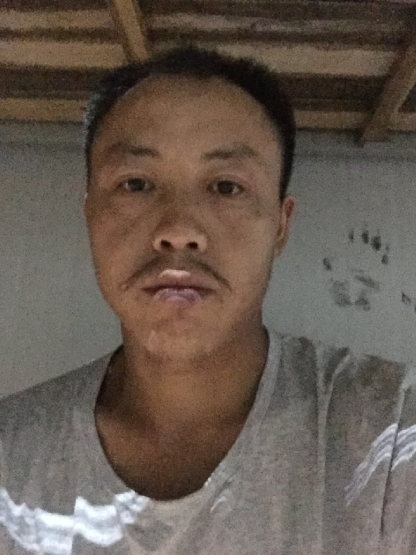 老曹的第二张照片--华安交友网