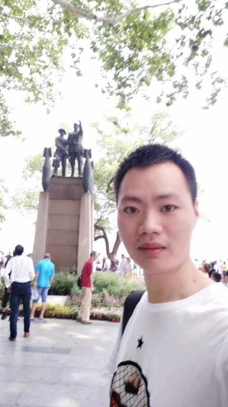 志东的第三张照片--华安交友网