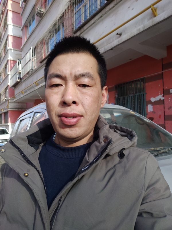 华哥的第二张照片--华安交友网