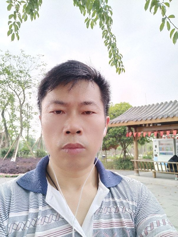 一个人的孤单的第一张照片--华安交友网