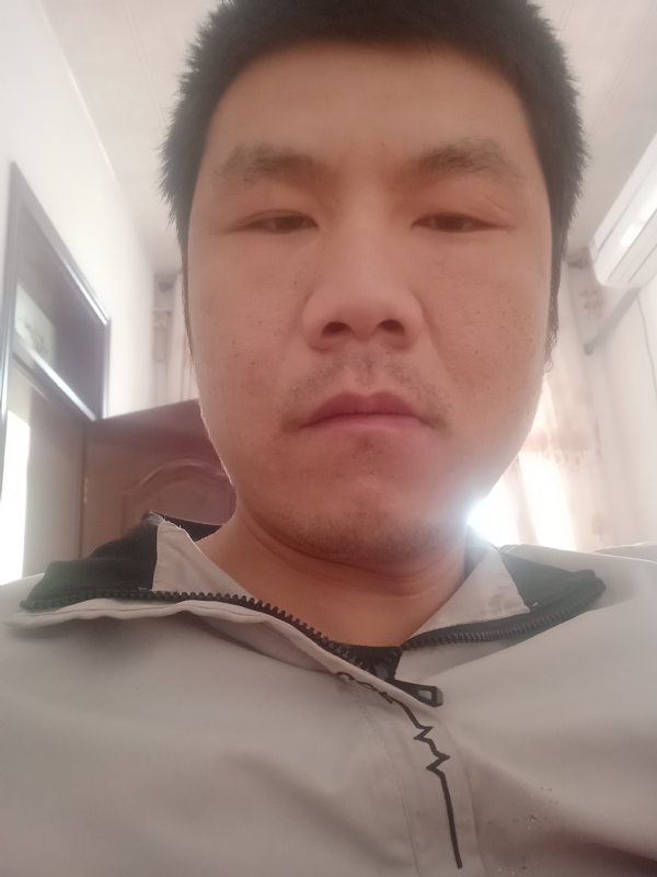 非诚勿扰的第一张照片--华安交友网