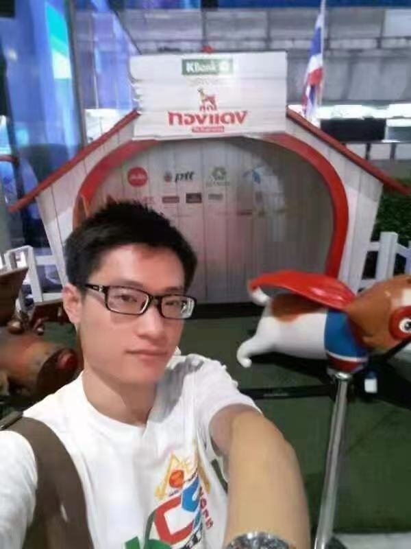 张先生的第一张照片--华安交友网
