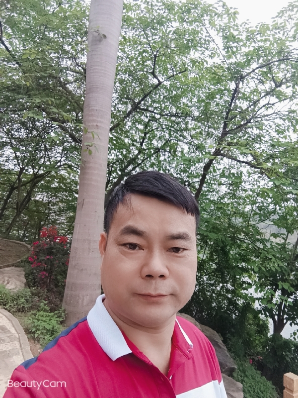 悲伤的温柔的第一张照片--华安交友网