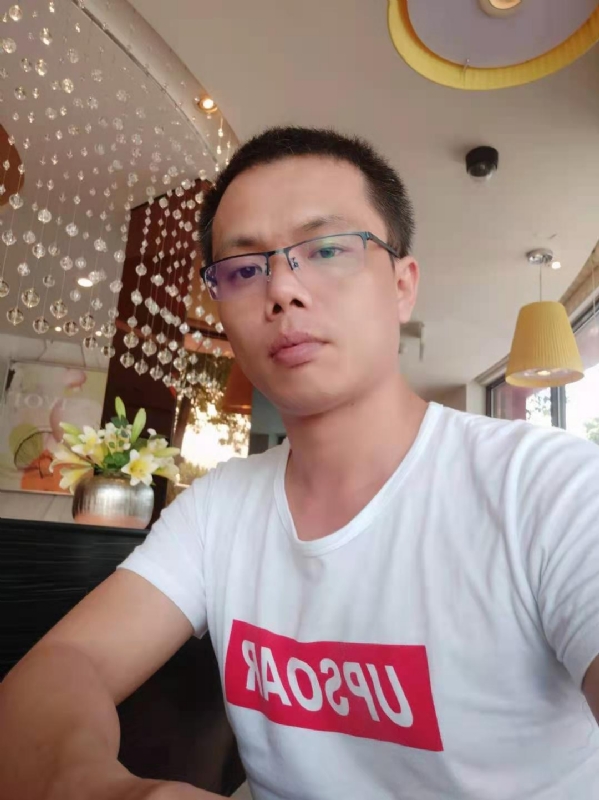 叶寒君的第三张照片--华安交友网