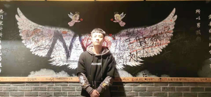 水彩画师的第一张照片--华安交友网
