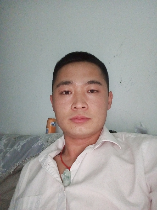 也许太年轻的第一张照片--华安交友网
