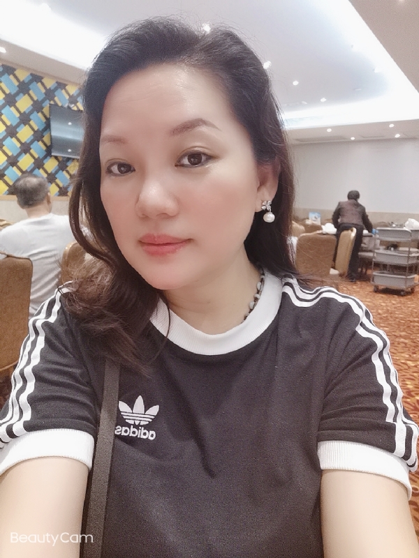 Amy的第一张照片--华安交友网