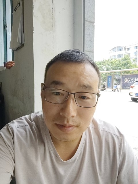 转身的距离的第一张照片--华安交友网