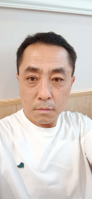 大漠孤烟的第一张照片--华安交友网