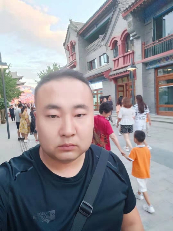 田二牛的第一张照片--华安交友网