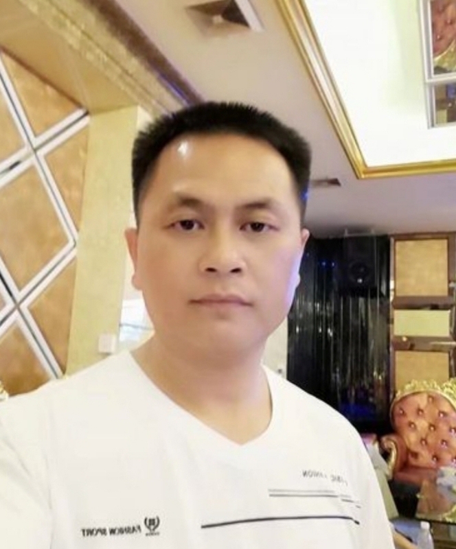 小梁的第二张照片--华安交友网