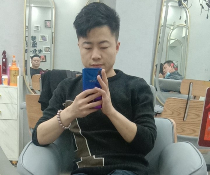 无法自拔的第一张照片--华安交友网