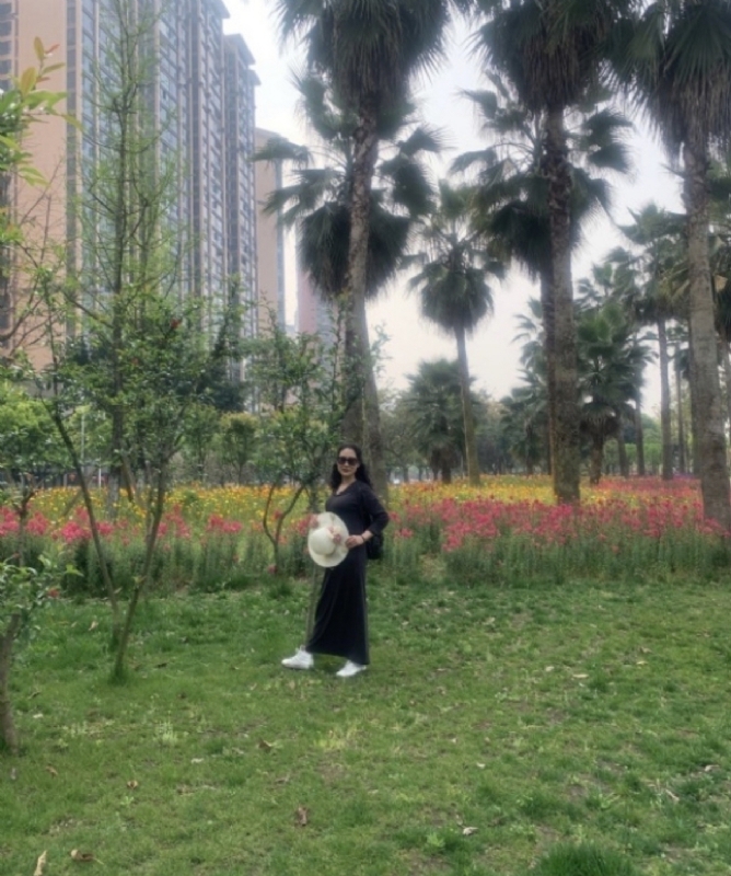 粉墨登场的第一张照片--华安交友网