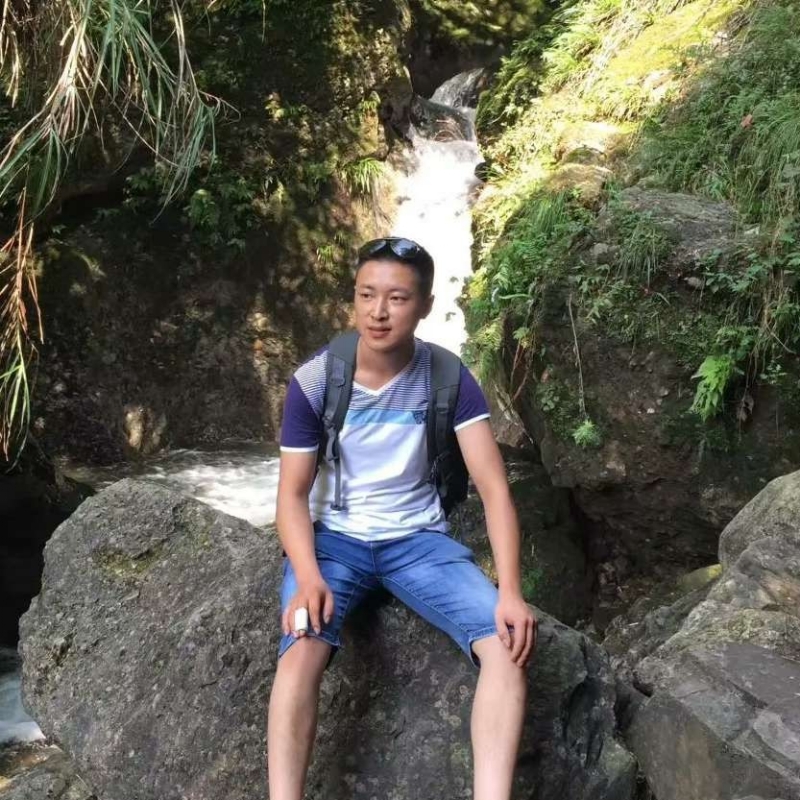 人杰地也灵的第一张照片--华安交友网