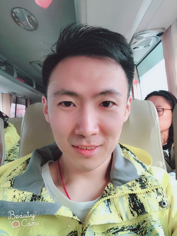 郭白白的第二张照片--华安交友网