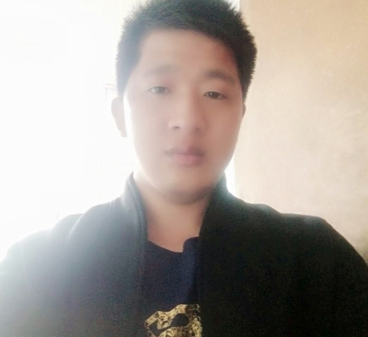 形影不离的第一张照片--华安交友网