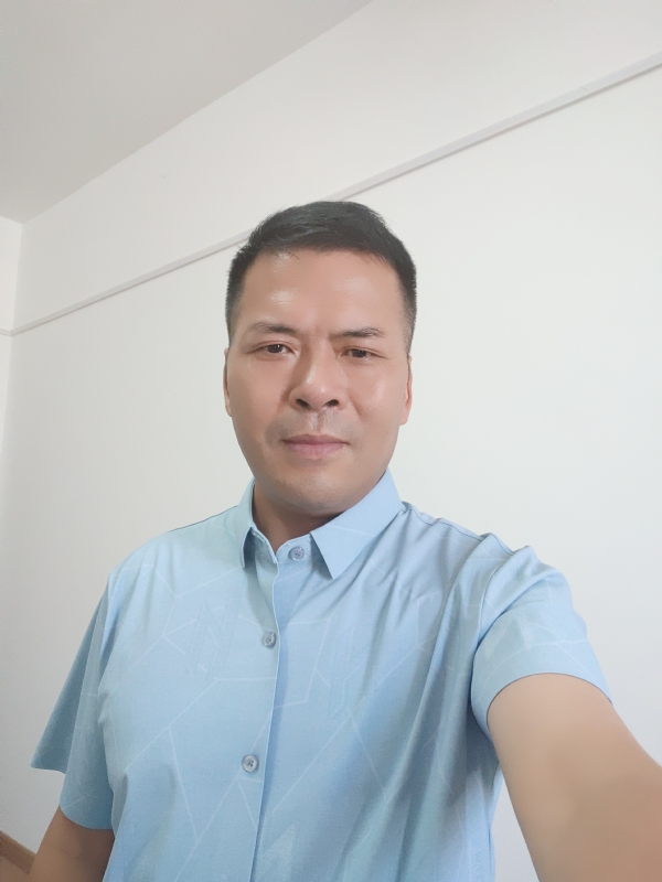牵挂的第一张照片--华安交友网