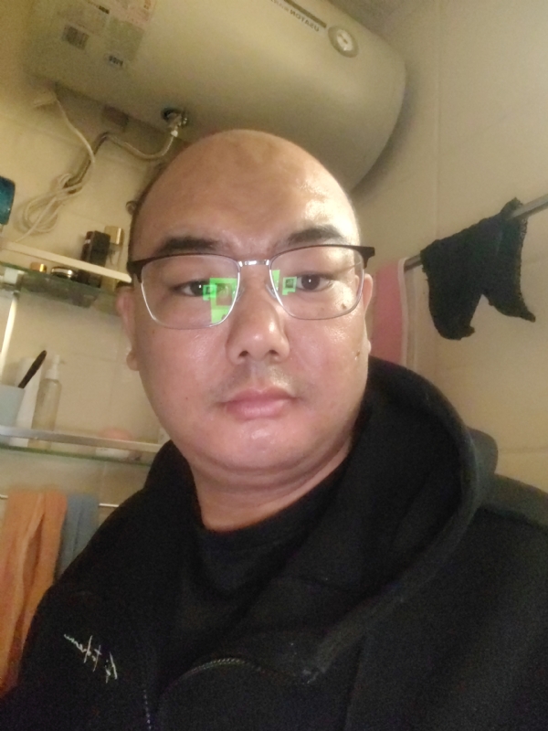 小胖子的第一张照片--华安交友网